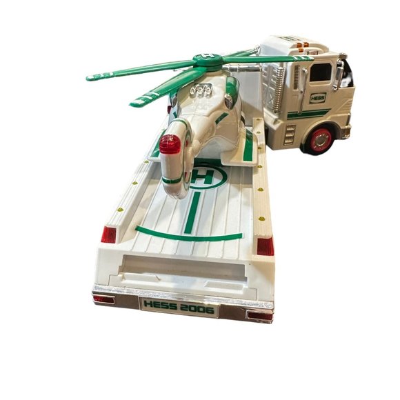 Hess Toy Truck Hauler and Helicopter 2006 Vehicle Lights Sounds White Green - Picture 7 of 13